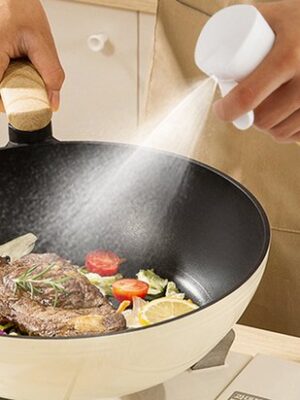 Oliesprayer keuken - Olie sprayfles - 200 ml - Glazen azijnsprayer - Sprayfles koken barbecue - Olijfolie sprayer - Fijne nevel olie dispenser - Azijn spray fles - Gezond koken oliesprayer - Navulbaar - Wit - Afbeelding 6