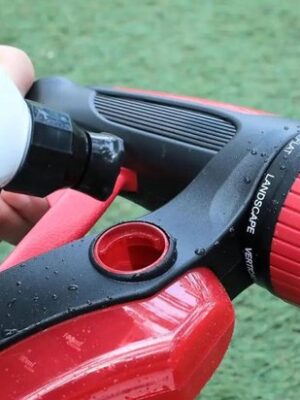 Schuimsproeier voor Auto wassen - Foam Sprayer - Schuimsproeier - Car Wash - Schuimpistool voor tuinslang - Honden Sproeier - Dog Washer - FoamCare - Honden Reiniger - Shampoo Container - Shampoo Dispenser - Doucheadapter - Honden - Rood - Afbeelding 4