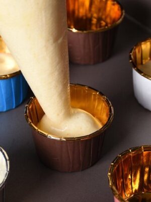 Cupcake Vormpjes - Muffin Vormpjes - Bakvormpjes - Ovenbestendig - Cupcake Cups - Muffin Cups - Luxe Presentatie - Set van 100 - Goud - Afbeelding 7