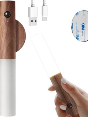 LED Wandlamp met Bewegingssensor – Oplaadbaar & Magnetisch – Warm Licht – Donkerbruin Breng sfeer en functionaliteit samen met deze stijlvolle LED wandlamp met bewegingssensor. Dankzij het warme licht creëert u een gezellige ambiance, terwijl de - Afbeelding 3